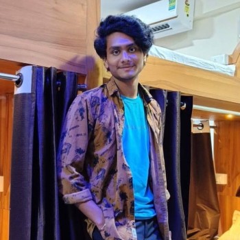 Aayush Manish Manke